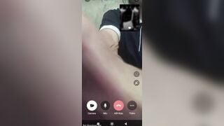 Lồn chưa mọc hết lông đã biết call sex thủ dâm rồi 1