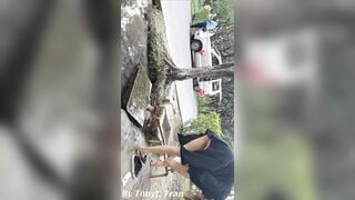 Dâm nữ vú bự khỏa thân đi dạo show hàng trc mặt a cảnh sát đô thị #2