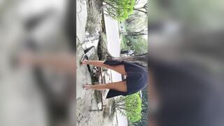 Dâm nữ vú bự khỏa thân đi dạo show hàng trc mặt a cảnh sát đô thị #2