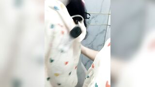 2 em les public thủ dâm cho nhau tại siêu thị 4