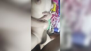 Anh trai đi vắng thằng em địt lén chị dâu đang ở cữ ngủ say