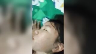 Địt Bé HS Non Tơ Xinh Xắn Dâm Đãng Sướng Rên La Cực Nứng