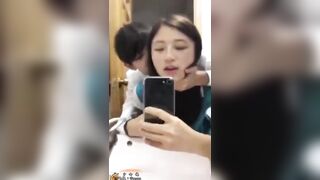 2 bé cấp 3 trốn học vào nvs đụ nhau còn quay clip lại