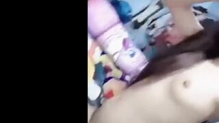 Con đỉ dâm nứng lên là gọi đi đụ