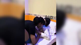 Địt em nhân viên masage dâm bú cu dâm đãng địt bắn tinh đầy lồn