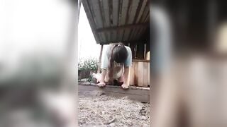 Em gái 17 tuổi chu đít cho chó đụ nó chưa kịp nắc chị trèo lên đút vào em chịu ko nỗi