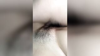 Mò lồn rồi đút cặc vào em họ đang say
