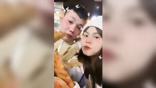 Dẫn em học sinh cấp 3 đi ăn rồi địt toét lồn em luôn