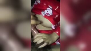 Mới lớn mà bé nó bú chuyên nghiệp quá