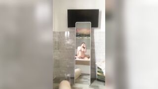 Nhỏ bạn thân chubby xinh đẹp vừa ngon vừa dâm đãng