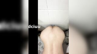 Em ny dâm như này mà cưới về nhà thì đúng khô người. (bật tiếng bé thui)