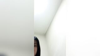 Em nó banh cái lồn múp hồng thủ dâm vú khủng
