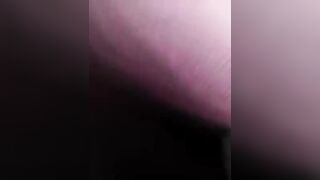“bé nằm im ngủ đi a hứa là ko xuất trong đâu”-con em họ ngây thơ qá