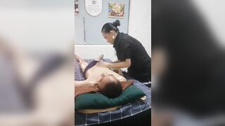Masage cho anh trai cặc to phục vụ nhiệt tình dâm đãng