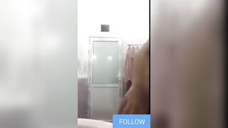 Em ghệ học sinh love 10 THPT hoà bình trong phòng tắm