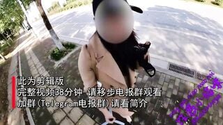 Nude public rồi gạ chịch tài xế taxi