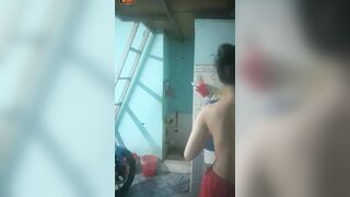Quay lén em hành xóm ở trọ 1 mình