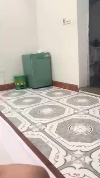 Em gái tắm 3