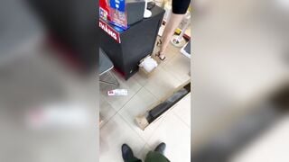 Tổng hợp, Quay lén dưới váy nhân viên TGDD và DMX váy ngắn
