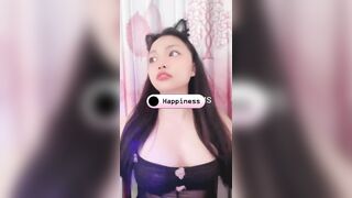 Bé Mèo Đen Xinh Gái Vú Bự Live App Show Ngực Khủng