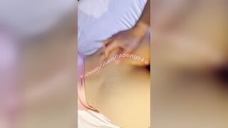Địt e ghệ xinh ngon trắng múp,a dập cái nào cũng hự hự thế kia thì còn gì là lồn em