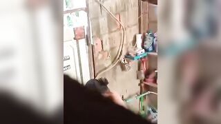 Lén mẹ vk tắm