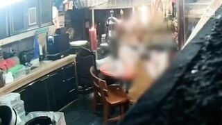 Sư thầy và cô phật tử có chồng dang díu với nhau xem chùa như nhà thích ở đâu đụ ở đó