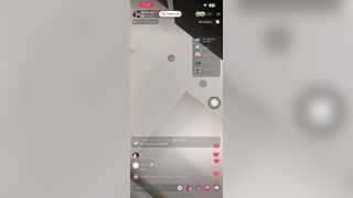 Elina Nhật Hạ Hot, Trả kèo Tiktok Show Vú Trong gương trên live
