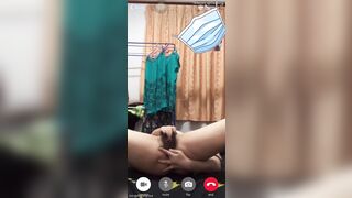 Học sinh kính cận mình dây call sex móc lồn cho ny xem 1