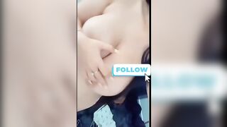 Gái dâm show vú gạ nện anh