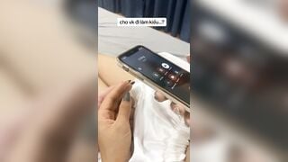 THỨ NỨNG LỒN, lồn thì đang cho tg khác địt mà nch với chồng như thế