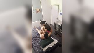 Được em nhân viên masage dâm sục cặc cho sướng tê chim