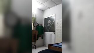 em gái mưa lớp 10 lồn đẹp lún phún lông tập tành với dưa leo - phần 5