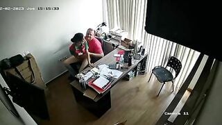 Hack cam văn phòng giám đốc phát hiện giám đốc địt nhau vs e thư kí xinh hằng ngày #2