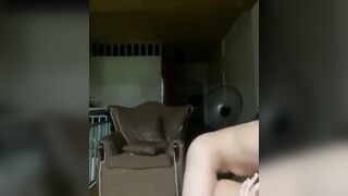 Cô em gái 2k9 anh họ đụ cho phát đi rửa lồn mà còn nứng muốn đòi anh họ đụ 1 phát nữa