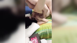 1 mình em cân hết cả 3 anh