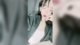 em thuỳ 2k8 ơi về vạch lồn ra cho a địt đii, nhớ mùi lồn em quá