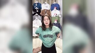các em LIVESTREAM hàng như này nhiều người xem lắm - phần 1