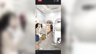 các em LIVESTREAM hàng như này nhiều người xem lắm - phần 2