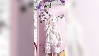 Em Gái Cosplay