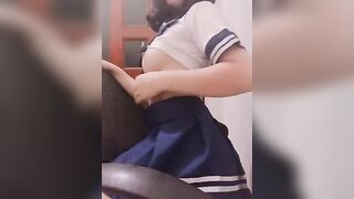Em Gái Show Hàng 2