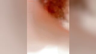 Nhìn em này xinh thủ dâm lồn nhiều nc