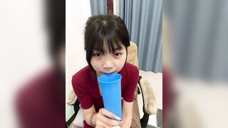 Kính cận mới lớn tập tành livestream 18+ cùng người yêu 6