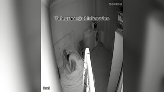 Hack Camera Vừa Địt Vợ Dâm Vừa Cho Chồng Mút Lồn