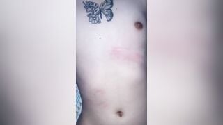 NHÂN TRẦN LỖ ĐÍT CON BỒ 2 CON XA CK