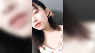 Em Lê Trang 2k6 Thanh trì xinh mà ngu bị thằng người yêu đăng clip khoe vú