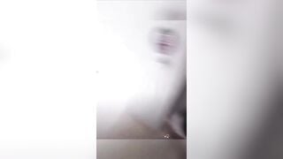 Cô giáo dâm tranh thủ giờ ra chơi gạ hs vào wc trường show hàng cho sờ vú bóp cặc e