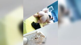Quay lén thằng bạn dẫn gái về nhà trọ đụ không đóng cửa phòng