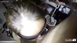 Trên mạng lan truyền những cáo buộc cho rằng một nữ giáo viên đã kết hôn tại Đại học