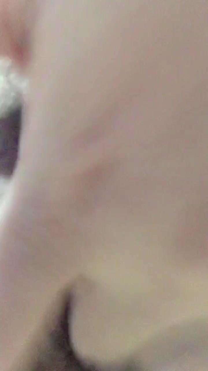 Gái 1 con 2